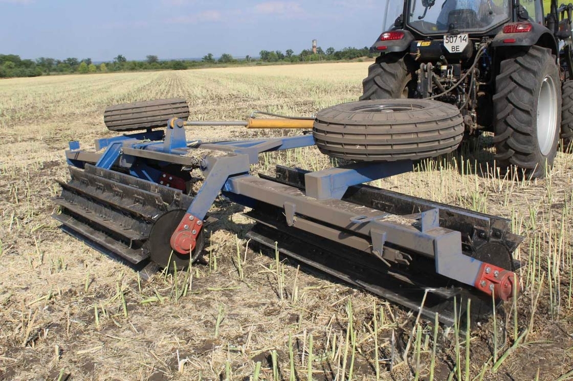КАТОК-ПОДРІБНЮВАЧ РІЖУЧИЙ ВОДОНАЛИВНИЙ ГІДРОФІКОВАНИЙ CAT-IZM-T-6P