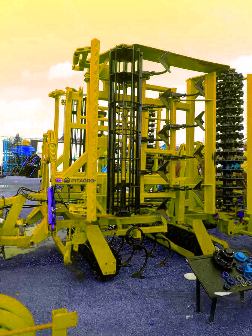 КАТОК-КУЛЬТИВАТОР КОМПАКТОР ГІДРОФІКОВАНИЙ CAT-CC-6